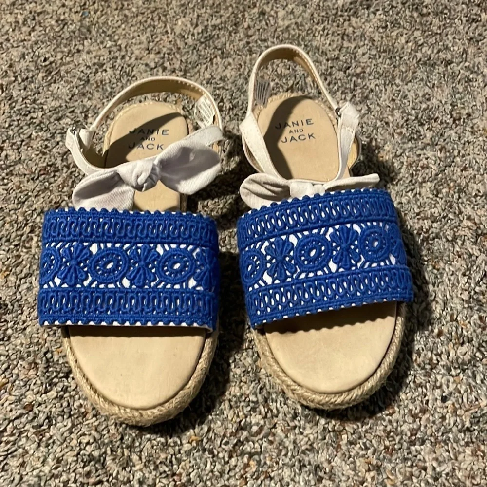 Janie and Jack Blue and White Sandals